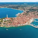 Beautiful Home In Rovinj With Wifi